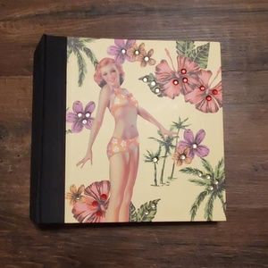 Hawaiian Photo Album Yellow Floral Gems